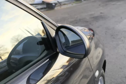 Seat Ibiza 6L mechanischer mechan manuell Spiegel Außenspiegel rechts schwarz ma (152301)