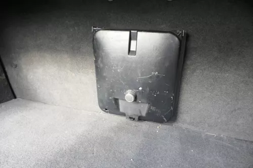 Audi A8 4D Avant Sitz Rückbank Rücksitzbank hinten Ski aquablau (152317)