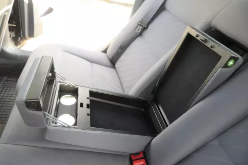 Audi A8 4D Avant Sitz Rückbank Rücksitzbank hinten Ski aquablau (152317)