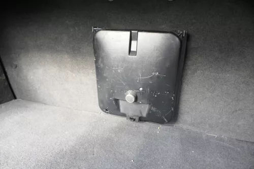 Audi A8 4D Avant Sitz Rückbank Rücksitzbank hinten Ski aquablau  (152317)