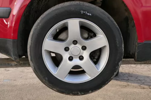 Audi A4 B5 A6 4B Alufelgen 205/60 R15 7jx15H2 ET35 Felgen KBA 43654 Melber (152402)