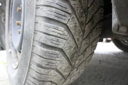 Audi A4 B5 A6 4B Passat 3B 3 Felgen Reifen Winterreifen M+S 195/65 R15 91T 3-6mm (152594)