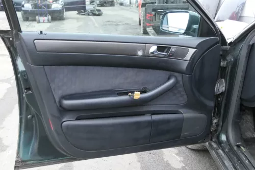 Audi A6 4B Türverkleidung Verkleidung Tür vorne +hinten links und rechts 152605 (152605)