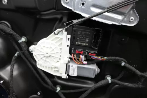 VW Passat 3C Fensterheber Motor vorne rechts 1K0959702Q 1K0959702AE anklappbare