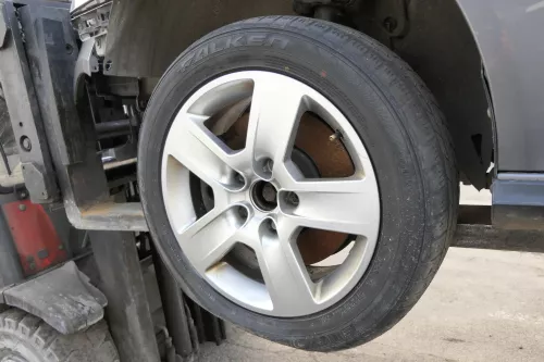 Audi A4 8E A6 4B Alufelgen Felgen 205/55 R16 91H Reifen wechseln 8E0601025BC (152679)