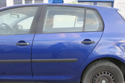 VW Golf 5 V 1K Tür mit Türrahmen hinten links 4/5-Türer blau laserblue LC5J (152911)