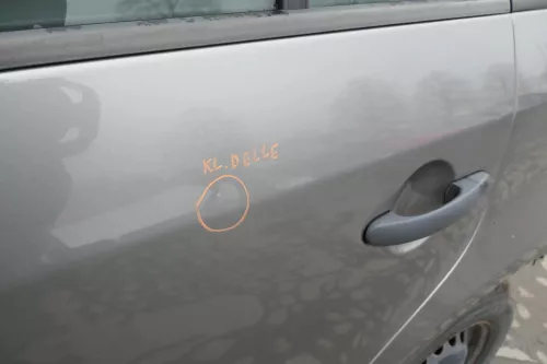 VW Touran 1T Tür hinten links grau LD7S mit Scheibe - OHNE Anbauteile (152932)