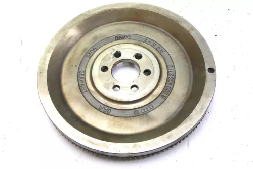 VW Golf 5 6 Schwungrad Schwungscheibe 1.6 036105269M BSE BSF (153540)