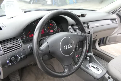 Audi A3 8L A6 4B A4 Lenkrad Lederlenkrad Leder 3 Speichen S-line 8Z0419091D (153988)