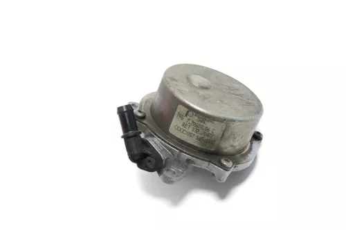 Skoda Superb A6 A4  Unterdruckpumpe Dieselpumpe AYM 2,5l TDI 114kw 057145100C (154575)