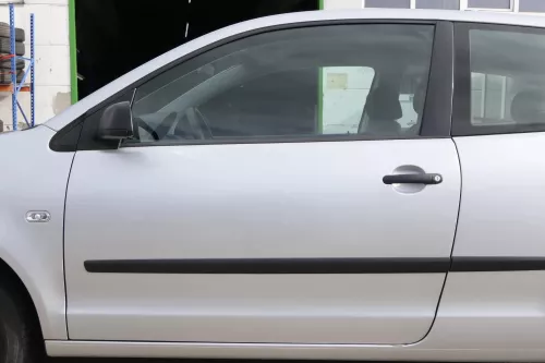 VW Polo 9N 9N3 Tür vorne links Fahrertür 2/3-Türer silber LA7W -ohne Anbauteile