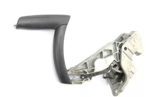 Audi A3 8P Handbremse Feststellbremse schwarz Leder Griff 8P0711303C (154989)