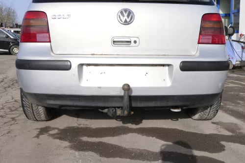 VW Golf 4 Limousine Stoßstange hinten Heckstoßstange Stoßfänger silber grau (155189)
