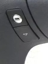 Audi A8 4D Handschuhfach Betätigung Schalter Öffner 4D1857147A 4D1857147C (155226)