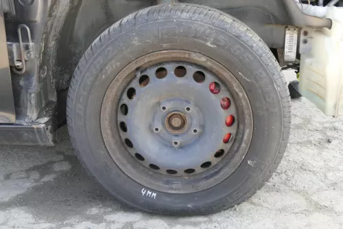 4x VW Golf 6 Plus 5M 195/65 R15 91T Winterreifen M+S Felgen Reifen M&S 4-6mm (155522)