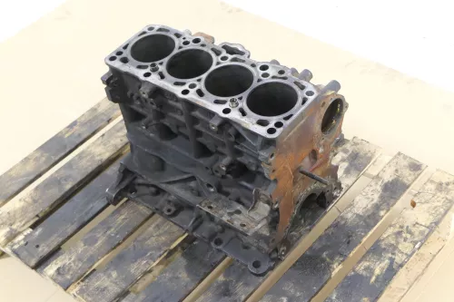 VW Passat 3C Motorblock Motor 2,0 TDI 103kw BMP 140PS NUR BLOCK  (155636)