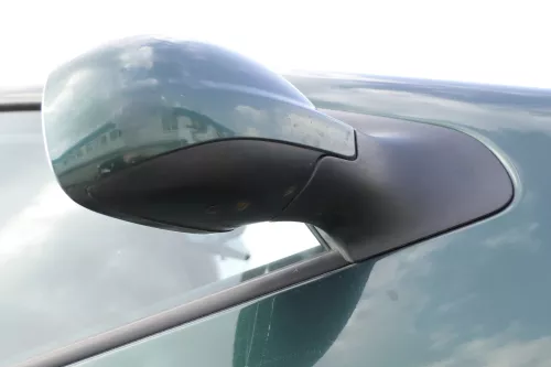 VW Golf 4 Bora manueller Spiegel vorne rechts Außenspiegel grün LC6M Glas (155932)