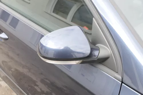 VW Passat 3C elektrischer Spiegel Außenspiegel rechts Blinke blau grau LC5F blue