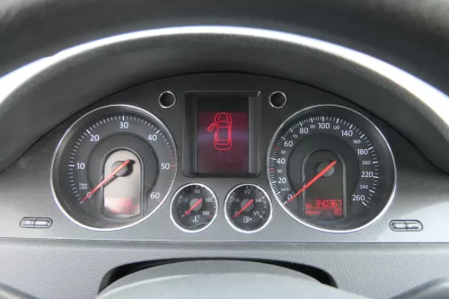 VW Passat 3C Tacho Tachometer 340.000km 3C0920870Q Diesel TDI 