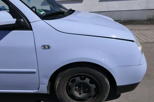 VW Lupo 6X Kotflügel vorne rechts grau blau LR5D - Delle (156302)