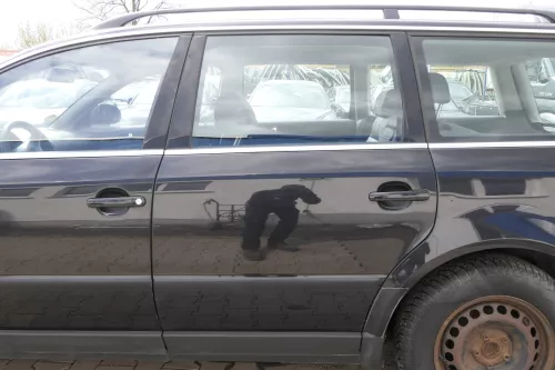 VW Passat 3B 3BG Kombi Variant Tür hinten links schwarz LC9Z magic  ü