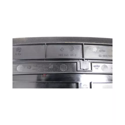 VW Passat 3B Limousine dritte Bremsleuchte 3. Bremslicht 1J5945121D Bora (156767)