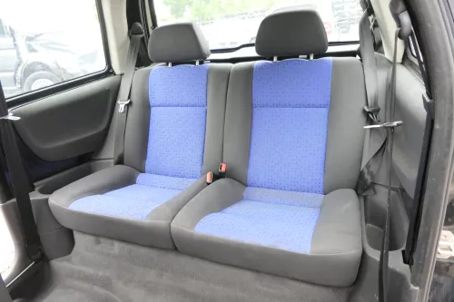 VW Lupo Seat Arosa Sitz Rückbank Sitzfläche Sitze Kopfstützen klappbar Kopfstüt  (157181)