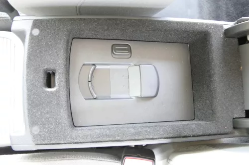 VW Passat 3C Mittelarmlehne Armlehne Fach original komplett grau classicgr Stoff (157201)