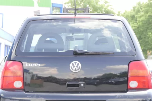 VW Lupo 6X Heckklappe Klappe Kofferraumklappe Scheibe schwarz L041 uni