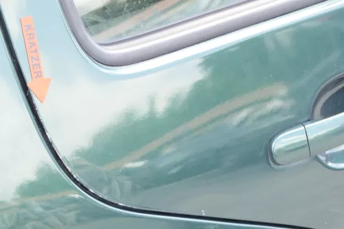 VW Bora Tür hinten rechts nur Limousine grün LC6M 1J5833056F (157459)