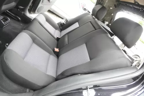 Golf 4 Limousine Sitz Rückbank Rücksitzbank Sitzfläche Sitze Kopfstützen schwarz