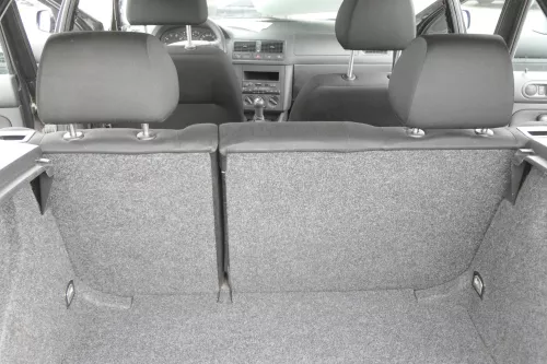 Golf 4 Limousine Sitz Rückbank Rücksitzbank Sitzfläche Sitze Kopfstützen schwarz (157744)