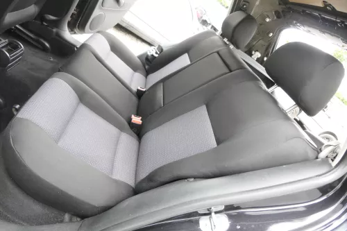 Golf 4 Limousine Sitz Rückbank Rücksitzbank Sitzfläche Sitze Kopfstützen schwarz (157744)