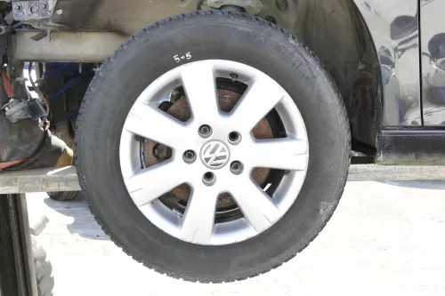 VW Passat 3C Golf Reifen Winterreifen 195/65R15 91T Alufelgen Felgen 3-4mm BBS