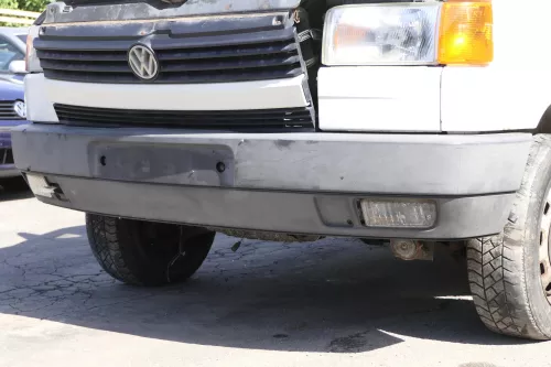 VW T4 Multivan Kurze Version Stoßstange Frontstoßstange vorne bis ca. Bj. 1996 (158395)