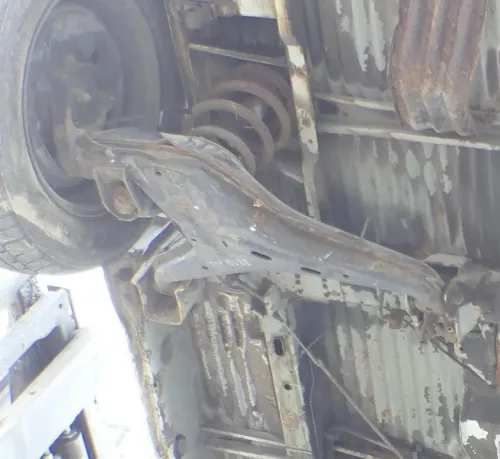 VW T4 Achse hinten links Hinterachse Achsschenkel Radlager Trommelbremse Bremse