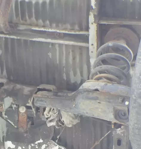 VW T4 Achse hinten rechts Hinterachse Achsschenkel Radlager Trommelbremse Bremse