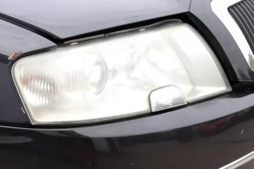 Skoda Superb 3U Stoßstange vorne Frontstoßstange schwarz LF9R  (158438)