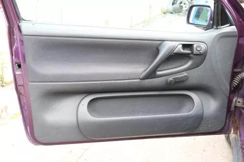 VW Polo 6N Türverkleidung Verkleidung Tür vorne rechts + links 2/3-Türer off-bla (158510)