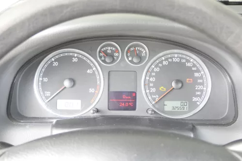 VW Passat 3BG Tacho Tachometer Kombiinstrument 322.000km 3B0920829A Diesel TDI (158594)