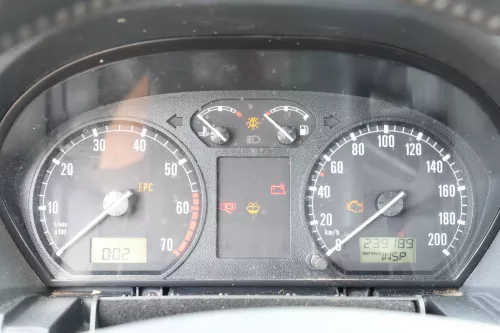 Skoda Fabia 6Y Tacho Tachometer Kombiinstrument 6Y1919870C 239.000KM 1,4 BBY (158681)