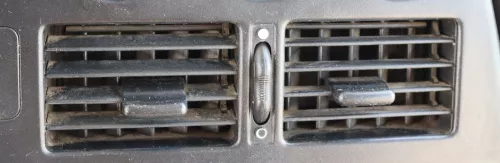 VW LT 35 2D Lüftungsdüse Düse Lüftung vorne in der Mitte 2D0815705 (158725)
