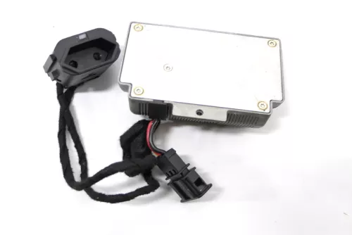 VW Passat 3C Steuergerät Wechselrichter 230V Anschluß Stecker 1k0907155C (158937)