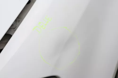 VW Fox Kotflügel vorne links weiß LB9A - Delle (159021)