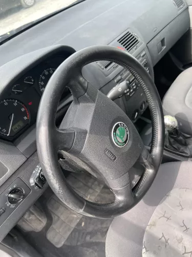 Fabia 6Y Lenkrad 4-Speichen 6Y0419091C E74 Leder Lederlenkrad -ohne Airbag