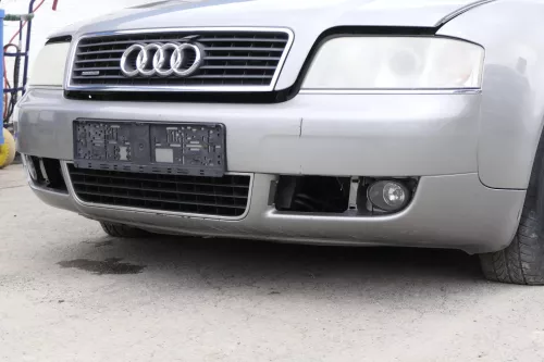Audi A6 4B Frontstoßstange Stoßstange vorne Stoßfänger grau LY7Q Facelift (159331)