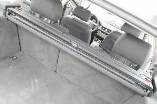 A6 4B Avan Kombi Variant Hundegitter Gitter Trennetz Hundenetz 4B9861691B schwar (159348)