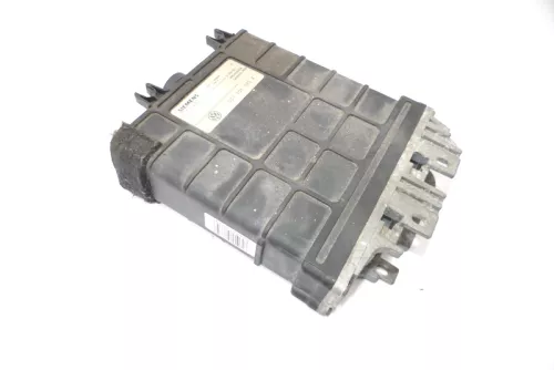 VW Passat 3A 35i Steuergerät Motor Motorsteuergerät 037906025K 1,6 101PS AFT (159397)
