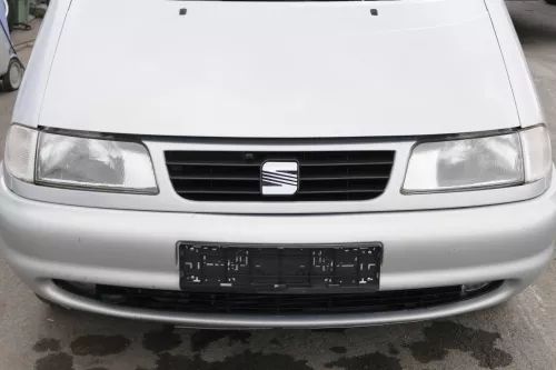 Seat Alhambra 7V 7M Kühlergrill Grill silber LB7Z satinsilber (159430)