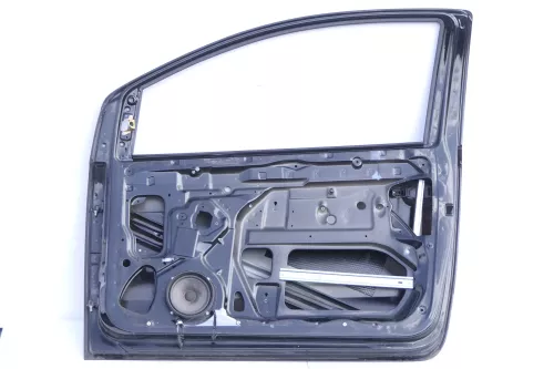 VW Fox 5Z Tür vorne rechts Beifahrertür schwarz L041 (159475)